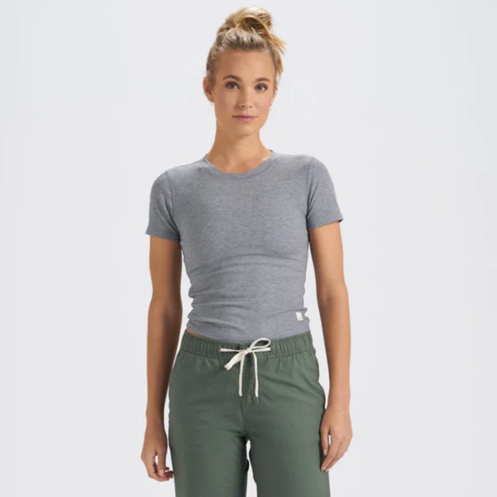 Vuori Mudra Fitted Tee // Size: S // Color: Gray